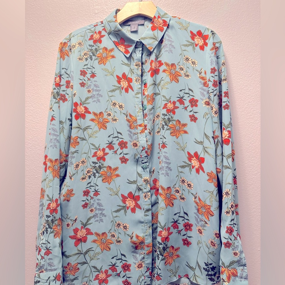 Floral Blouse! Great for Fall!